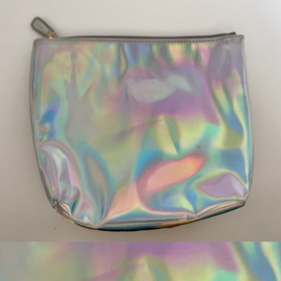 IRIDESCENT Vinyl COSMETICS Travel BAG NWOT - Picture 3 of 5